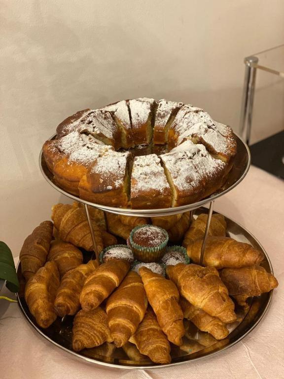 Crown Boutique Hotel Durrës 外观 照片
